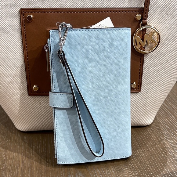 MICHAEL KORS LARGE DOUBLE ZIP WRISTLET WALLET PHONE CASE CLUTCH 
Vista Blue 
NWT - Picture 2 of 16